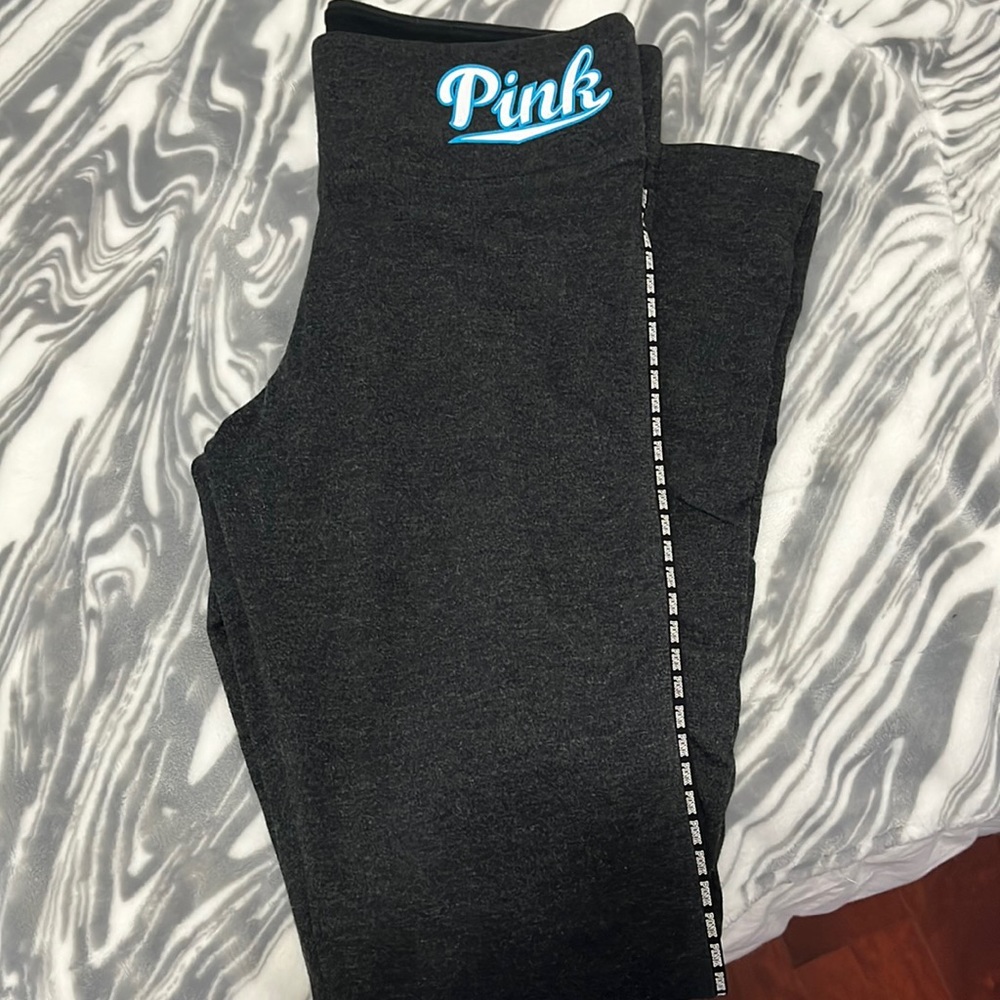 VS Pink Leggings